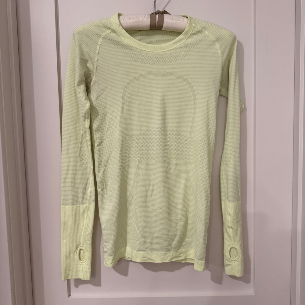 Lululemon Swiftly Tech Long Sleeve 2.0 Shirt Yellow Lime Green Womens Size 6